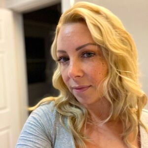 Meet your Posher, Leeanne